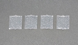 Vier durchsichtige quadratische Plastikstücke Picture of Tropfenfenster klein 1x2x2