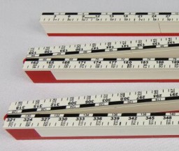 Show details for Maßstab aus und für LEGO® Steine Picture of Maßstab aus und für LEGO® Steine