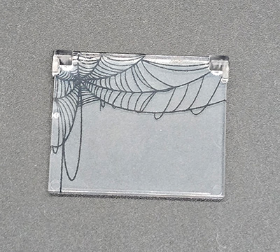 Picture of Spinneweben Fenster mittel 1x4x3